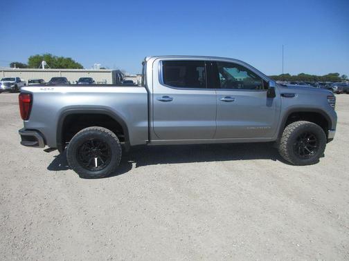 Sterling 2026 GMC Sierra 1500 SLT