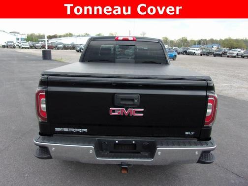Photo 5 of 34 of 2018 GMC Sierra 1500 SLT