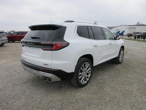 2025 GMC Acadia Denali