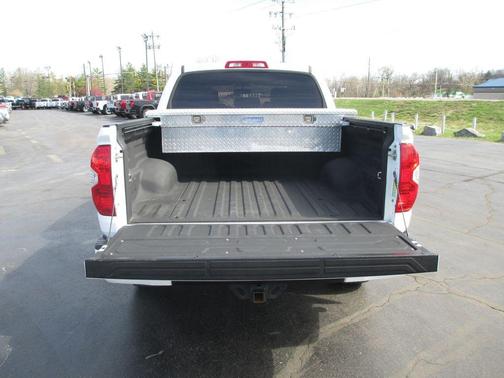 Super White 2016 Toyota Tundra Limited