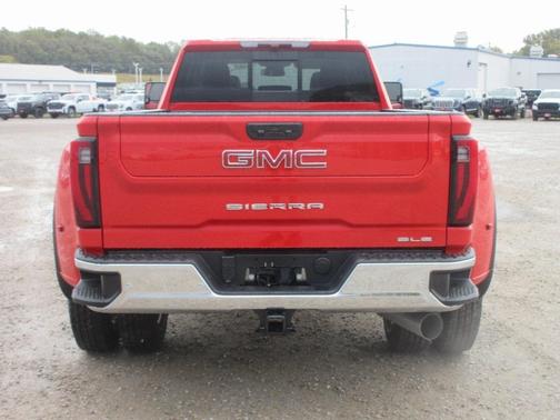 2026 GMC Sierra 3500 SLE