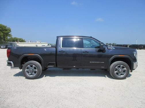 2025 GMC Sierra 3500 SLE