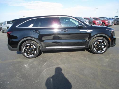 2025 Kia Sorento Hybrid EX