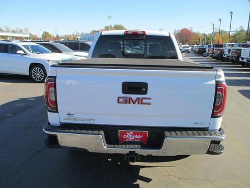 2017 GMC Sierra 1500 SLT