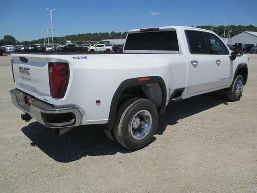Summit White 2026 GMC Sierra 3500 SLT