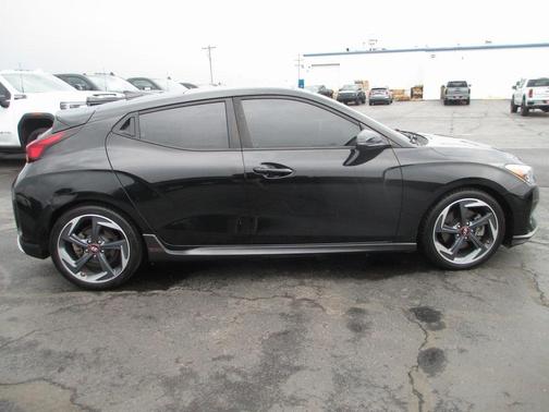 2019 Hyundai Veloster Turbo
