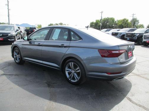 2021 Volkswagen Jetta 1.4T R-Line
