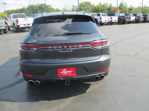 2021 Porsche Macan S