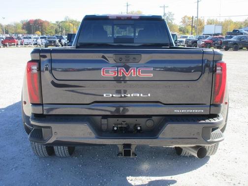 2026 GMC Sierra 3500 Denali