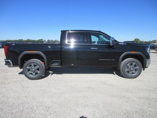 2026 GMC Sierra 2500 SLT