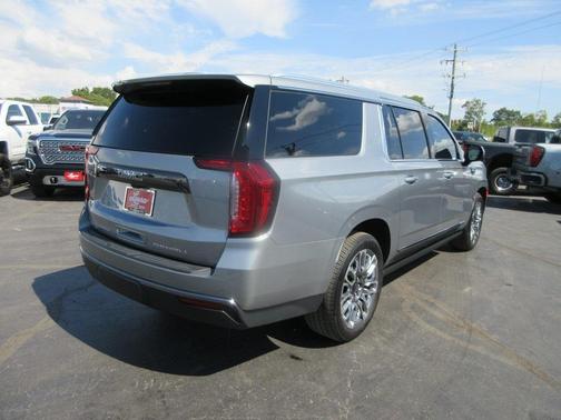2024 GMC Yukon XL Denali Ultimate