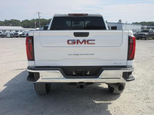 2025 GMC Sierra 2500 SLT