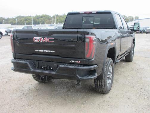 2026 GMC Sierra 2500 AT4