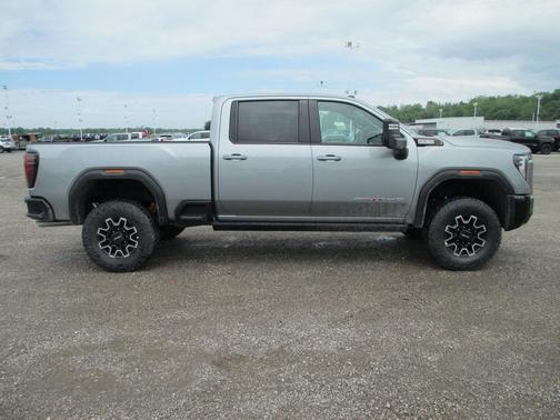 2025 GMC Sierra 2500 AT4X
