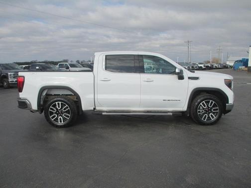 2023 GMC Sierra 1500 SLE