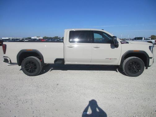 2026 GMC Sierra 3500 AT4