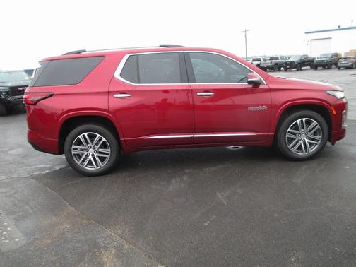 2023 Chevrolet Traverse High Country