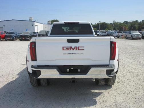 2026 GMC Sierra 3500 Pro