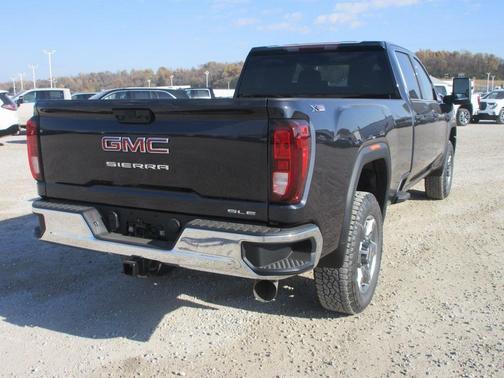 2026 GMC Sierra 3500 SLE