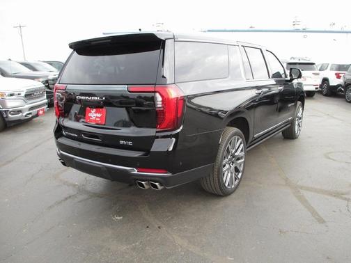 2025 GMC Yukon XL Denali Ultimate