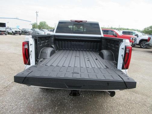 2025 GMC Sierra 3500 Denali