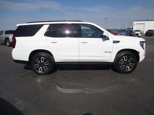 2024 GMC Yukon AT4