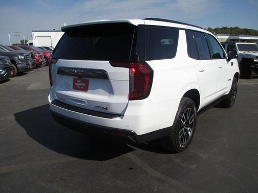 2024 GMC Yukon AT4