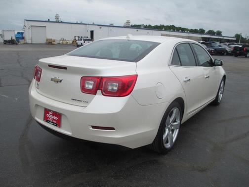 White Diamond Tri-Coat 2014 Chevrolet Malibu 2LZ
