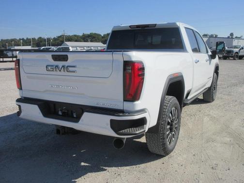 2026 GMC Sierra 3500 Denali Ultimate