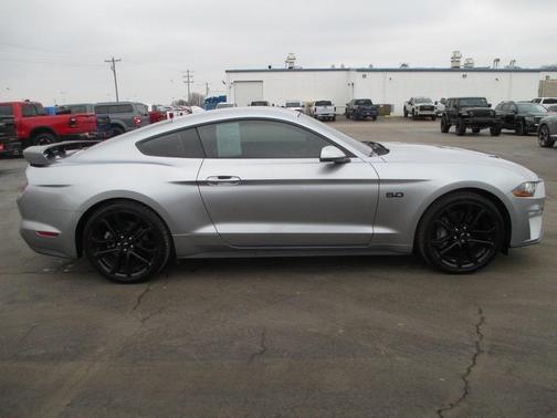 2021 Ford Mustang GT Premium