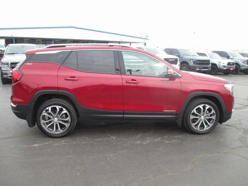 2021 GMC Terrain SLT