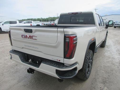 Dune 2026 GMC Sierra 2500 AT4