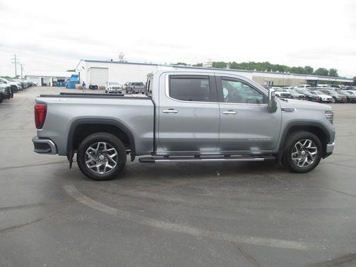 Sterling 2024 GMC Sierra 1500 SLT