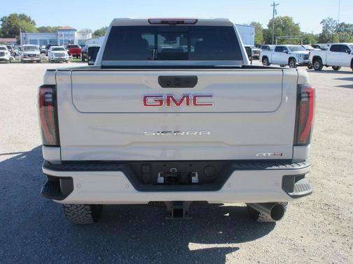 2026 GMC Sierra 2500 AT4