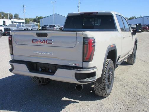 2026 GMC Sierra 2500 AT4