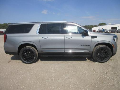2025 GMC Yukon XL Elevation