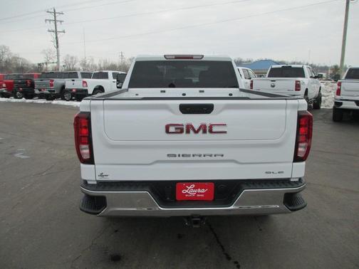 2024 GMC Sierra 1500 SLE
