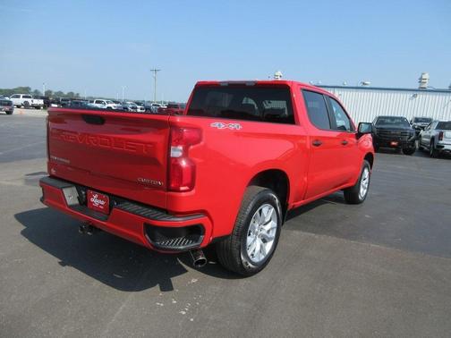 2020 Chevrolet Silverado 1500 Custom