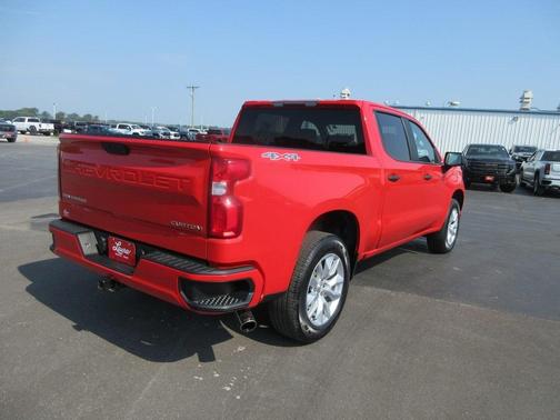 2020 Chevrolet Silverado 1500 Custom