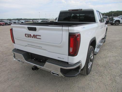 Summit White 2026 GMC Sierra 1500 SLT