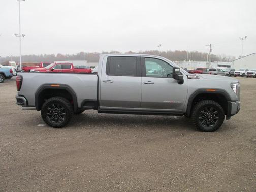 2026 GMC Sierra 2500 AT4