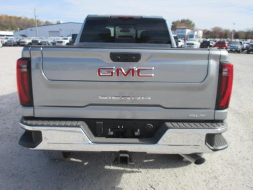 2026 GMC Sierra 3500 SLT