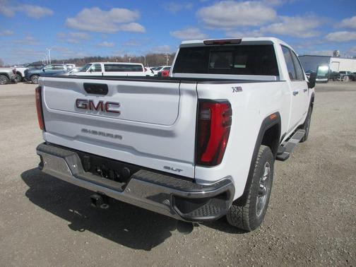 2026 GMC Sierra 2500 SLT
