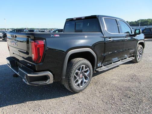 Onyx Black 2026 GMC Sierra 1500 SLT