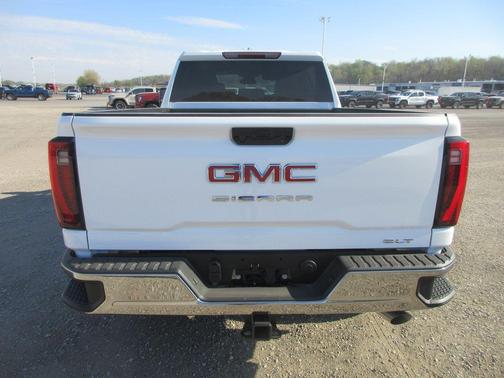 2026 GMC Sierra 2500 SLT