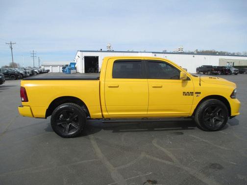 Stinger Yellow Clearcoat 2016 RAM 1500 Sport