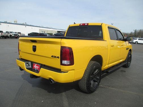 Stinger Yellow Clearcoat 2016 RAM 1500 Sport