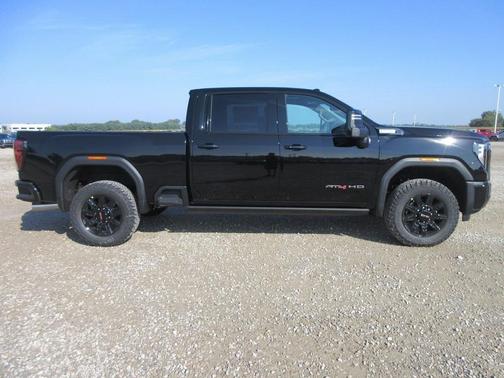 2026 GMC Sierra 3500 AT4