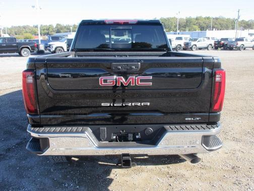2026 GMC Sierra 2500 SLT