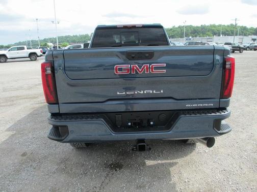 2025 GMC Sierra 3500 Denali